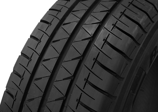 Llanta 235/65R16