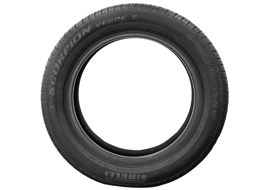 Llanta 235/45R20